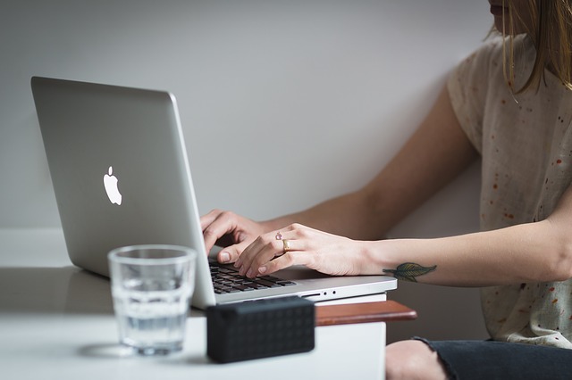 O que é Branding da Apple - MacBook